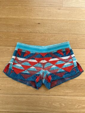 Women's Geometric Knit Shorts in Turquoise & Red
